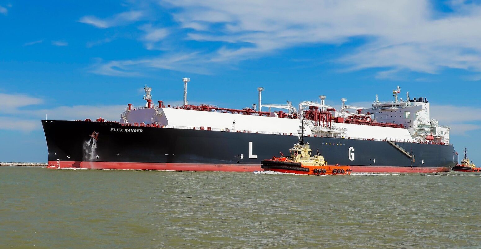 LNG tanker on the shipping channel between the Gulf of Mexico and Texas